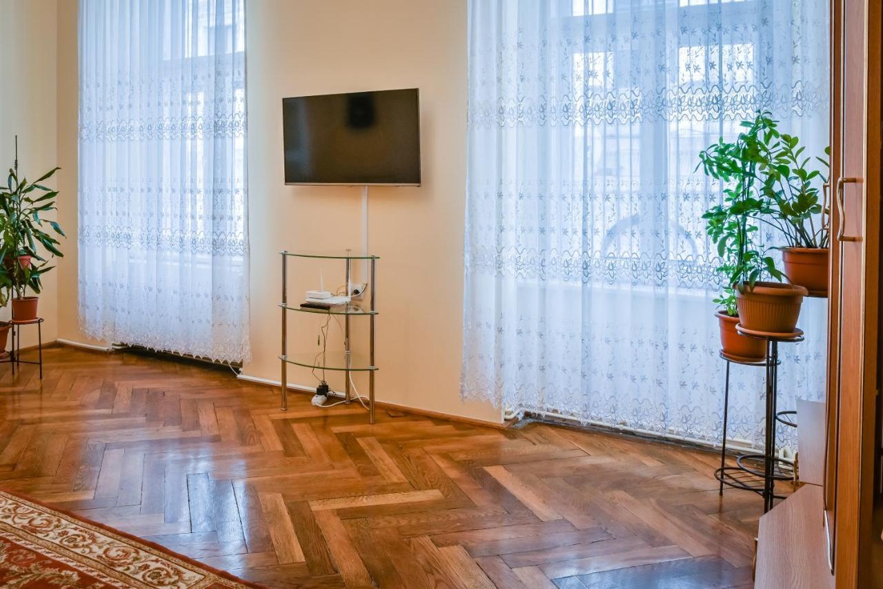 Casa Max Apartment Timisoara Bagian luar foto
